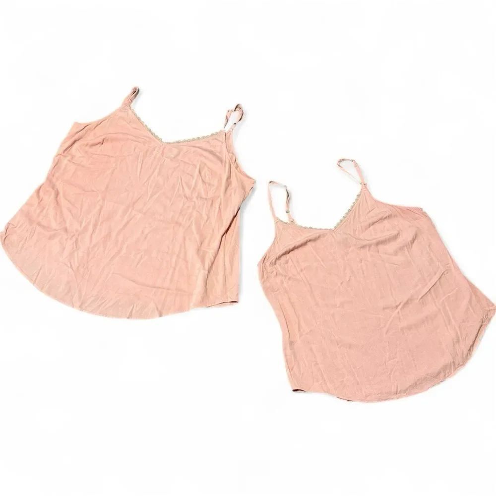 Torrid 2 Cami Tank Tops Blush Pink / Peach Size 0 = Large